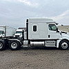 White 2020 Freightliner Cascadia