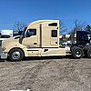Beige 2022 Kenworth T680