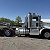 white 2016 Peterbilt 367