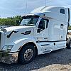 White 2019 Peterbilt 579