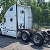White 2019 Peterbilt 579