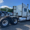 White 2020 International LT625