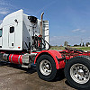 White 2020 Peterbilt 579